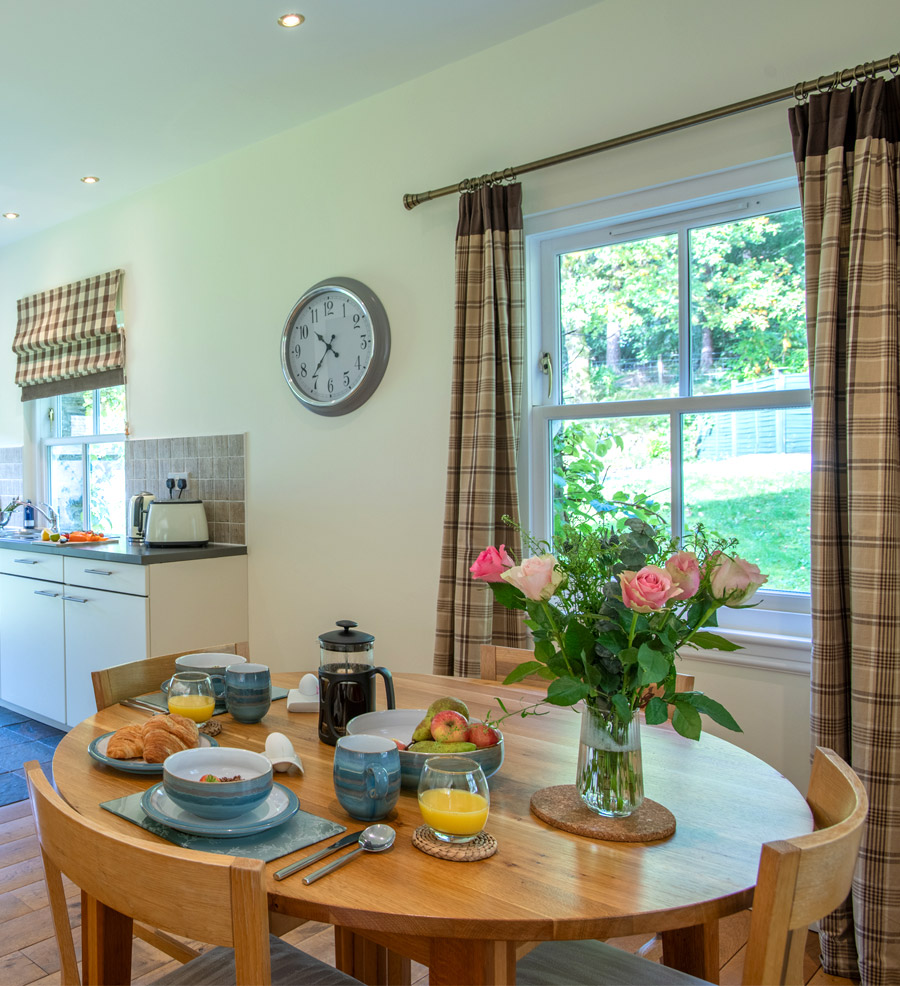 MacRuairi Dining Area