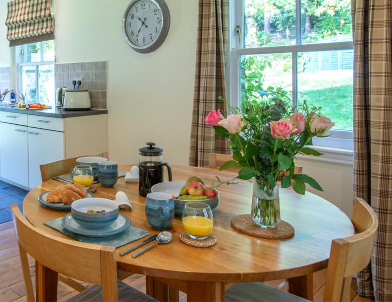 MacRuairi Dining Area